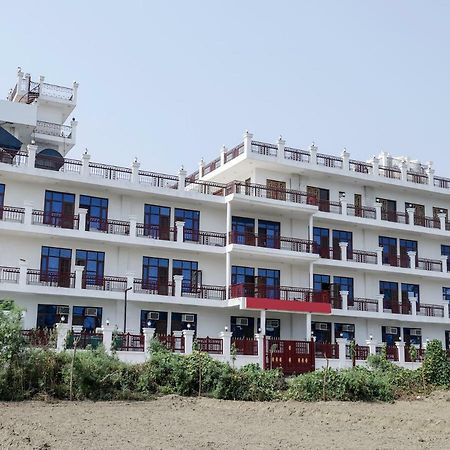 Hotel Sun Haven Greater Noida Εξωτερικό φωτογραφία